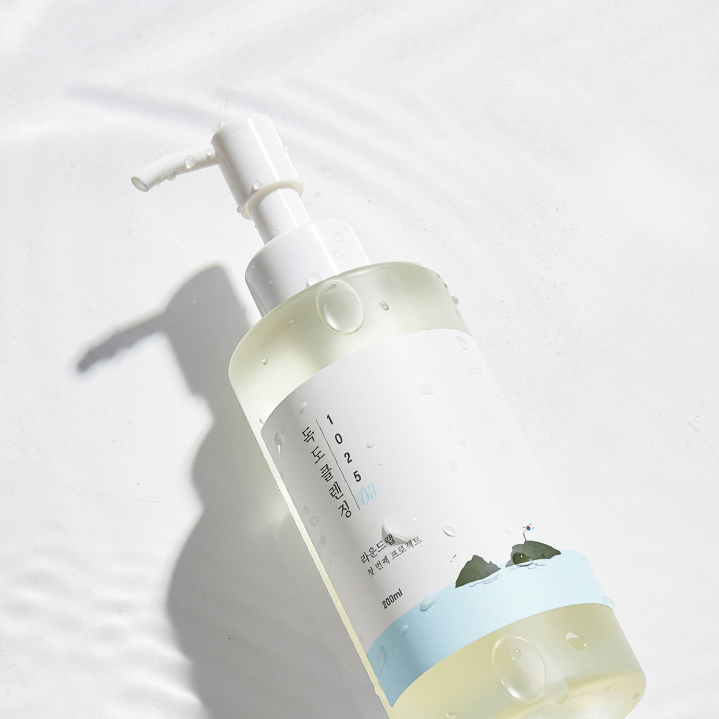 Round Lab 1025 Dokdo Cleansing Oil Korean Queens